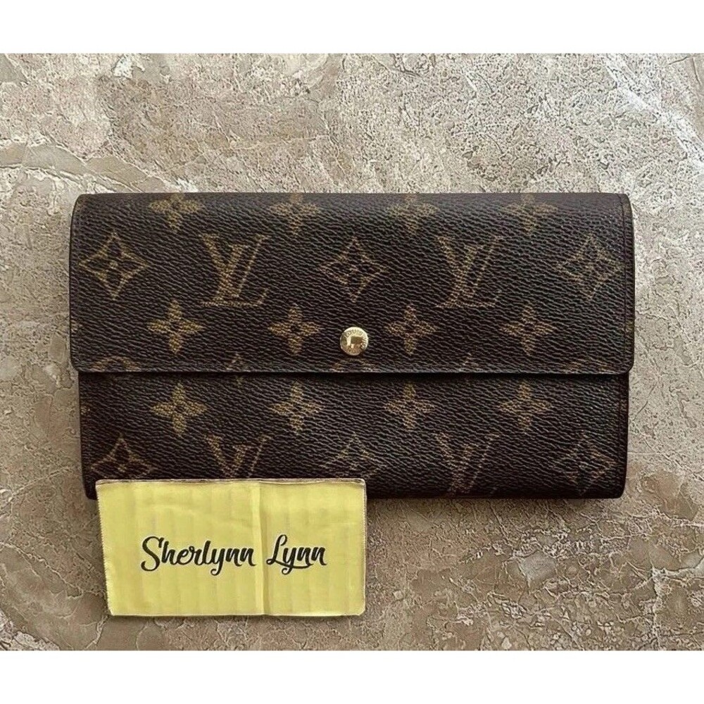 Authentic Vintage Louis Vuitton Monogram Sarah Long Wallet Brown Canvas